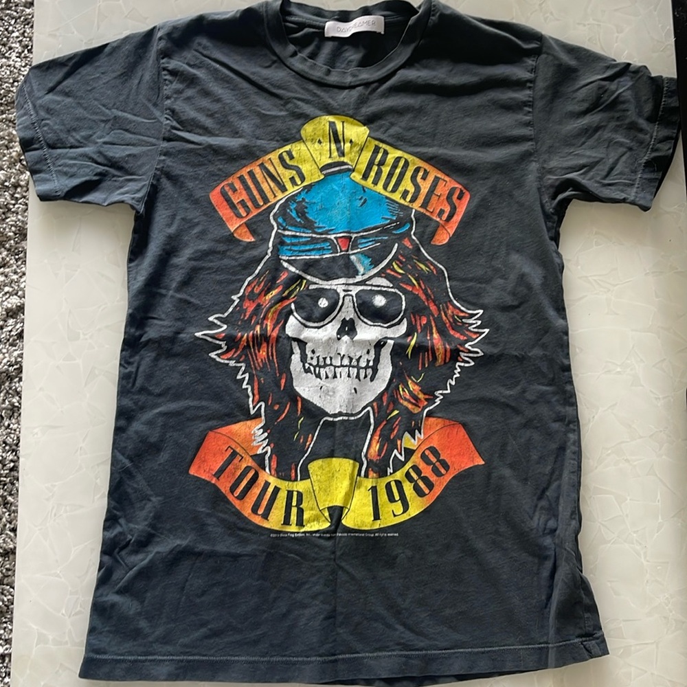 -  💛 DAYDREAMER Guns n Roses vintage